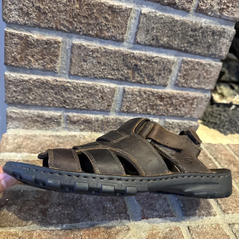 Skechers fisherman sandals